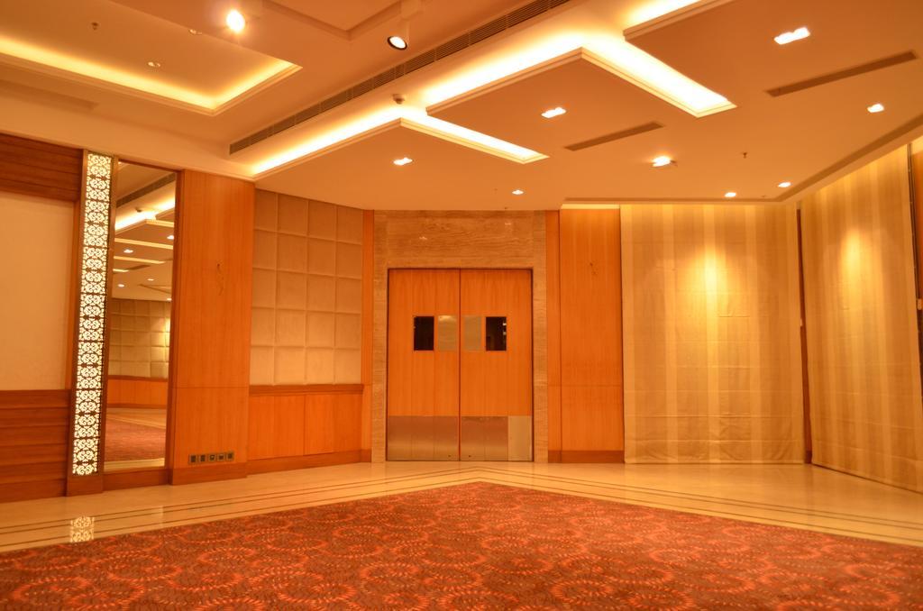 Resort The Umrao New Delhi